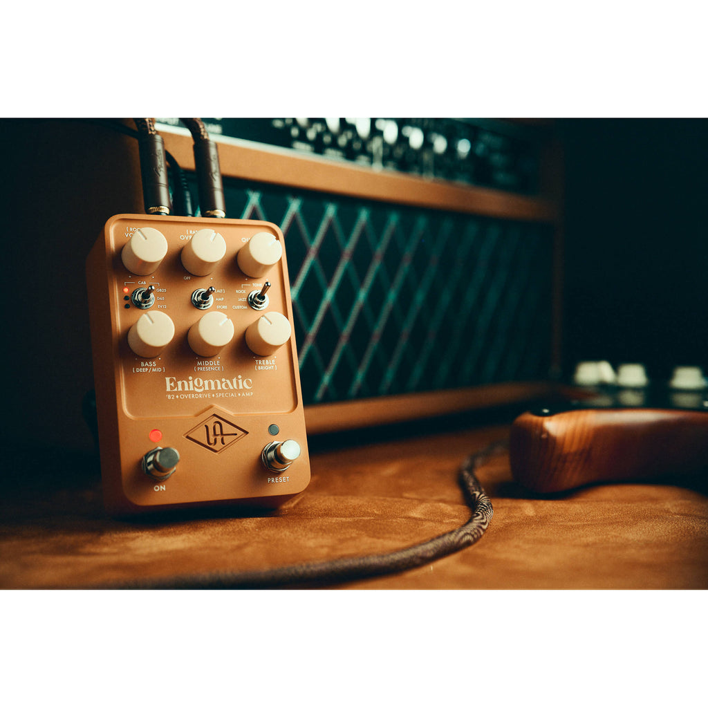 Universal Audio UAFX Enigmatic '82 Overdrive Special Amp