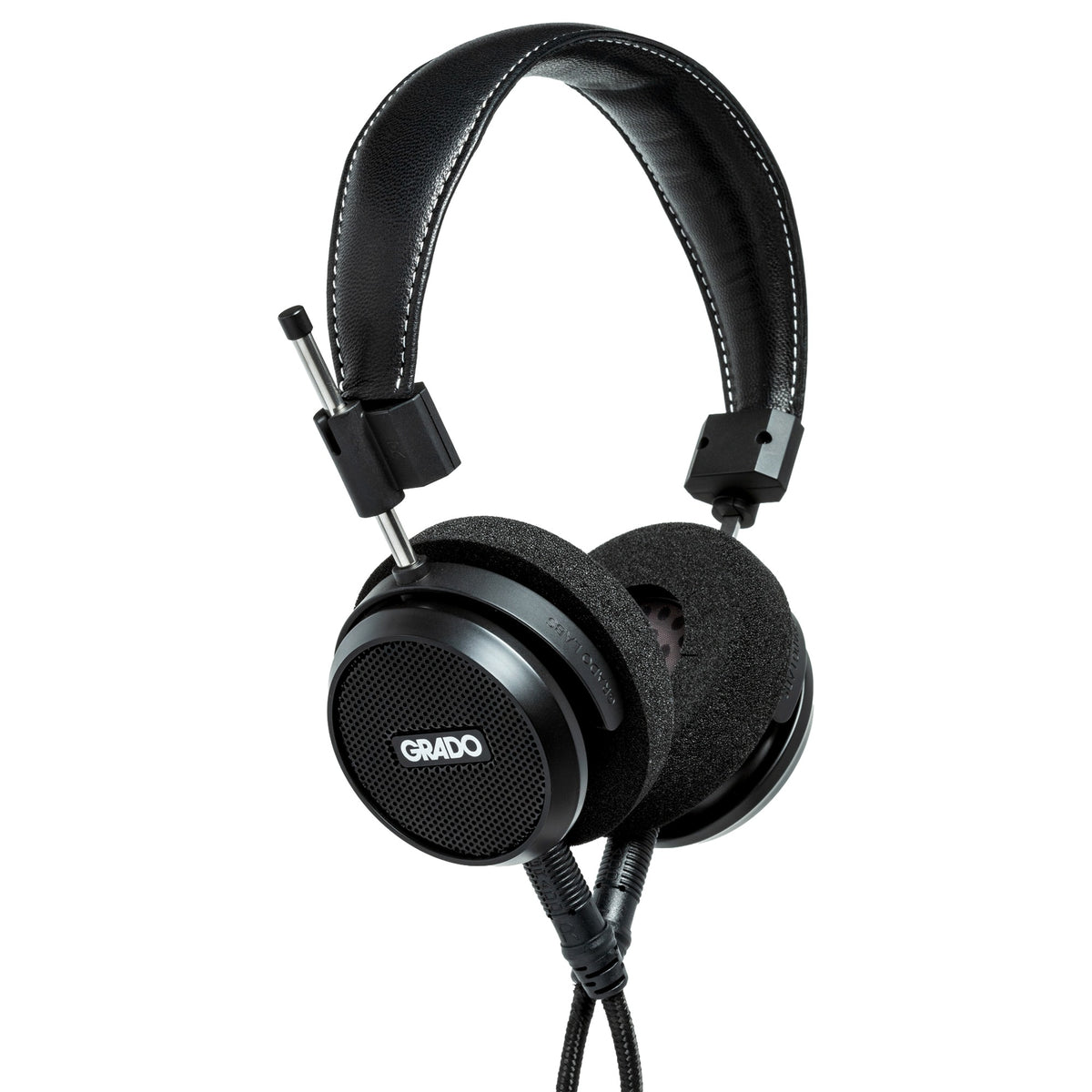 Grado Signature S150, three-quarter view with leather headband